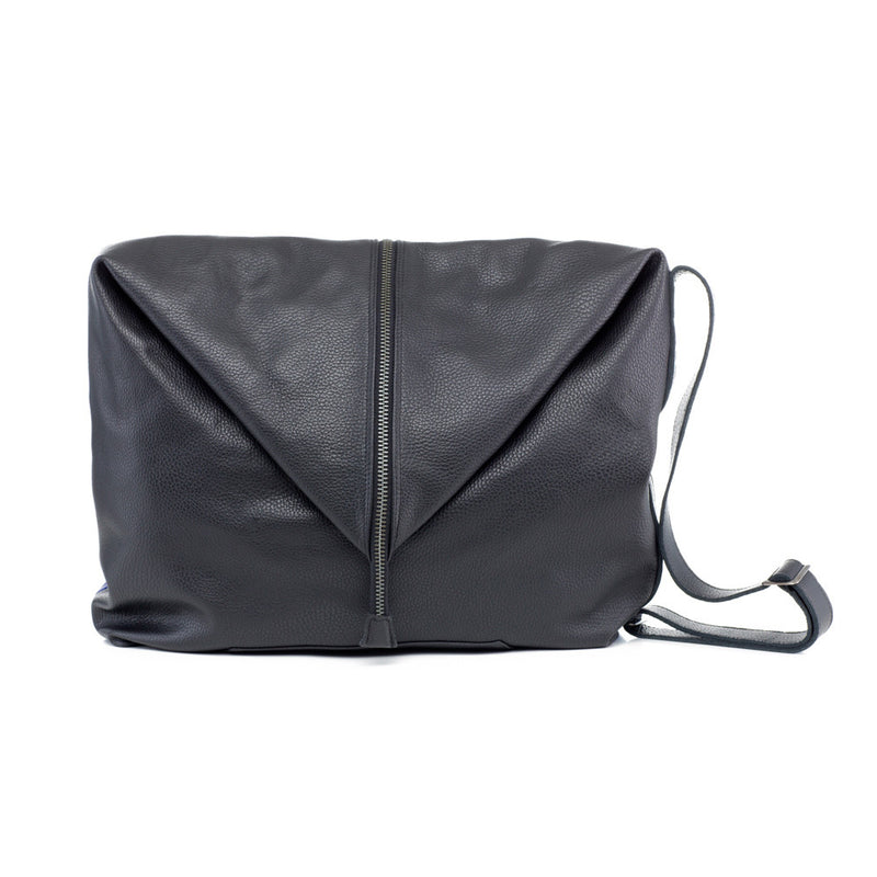 man shoulder bag leather black